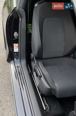 Хэтчбек Volkswagen Scirocco 2009 в 