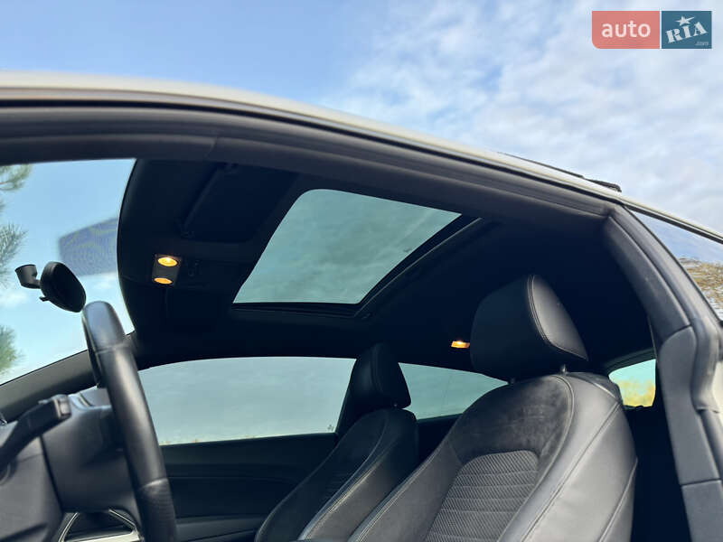 Хетчбек Volkswagen Scirocco 2010 в Ужгороді