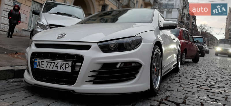 Хэтчбек Volkswagen Scirocco 2010 в Киеве