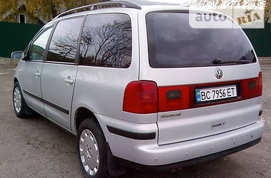 Минивэн Volkswagen Sharan 2001 в Бродах