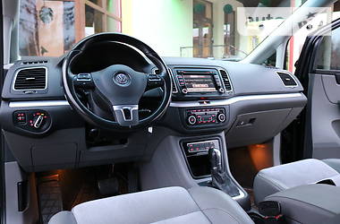 Минивэн Volkswagen Sharan 2010 в Трускавце