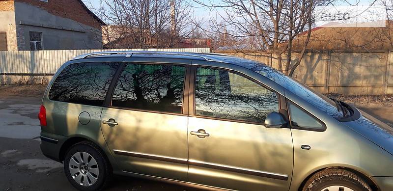 Мінівен Volkswagen Sharan 2004 в Хмельницькому