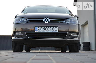 Мінівен Volkswagen Sharan 2011 в 