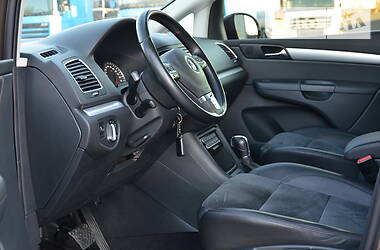 Мінівен Volkswagen Sharan 2011 в 
