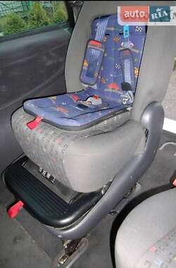 Мінівен Volkswagen Sharan 2001 в 