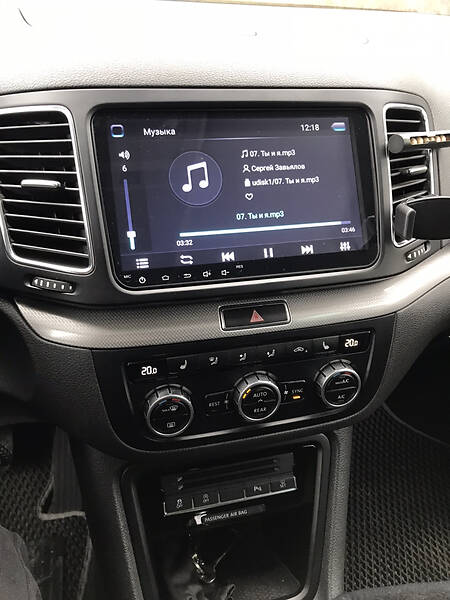 Мінівен Volkswagen Sharan 2012 в Бару
