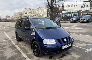 Минивэн Volkswagen Sharan 2000 в Киеве