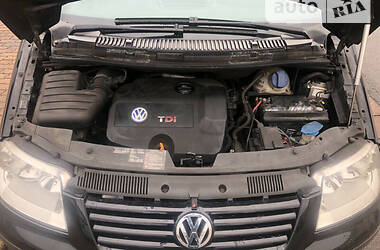 Седан Volkswagen Sharan 2003 в 
