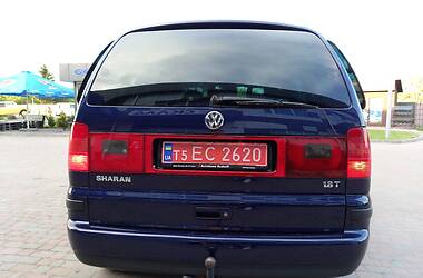 Минивэн Volkswagen Sharan 2003 в Сарнах