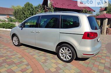 Универсал Volkswagen Sharan 2011 в Стрые