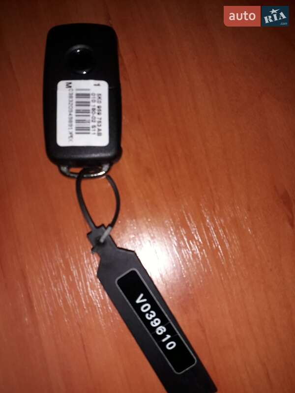 Минивэн Volkswagen Sharan 2012 в Каменском