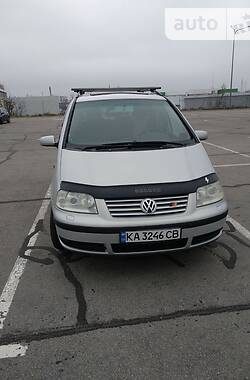 Минивэн Volkswagen Sharan 2003 в 