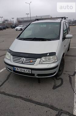 Минивэн Volkswagen Sharan 2003 в 