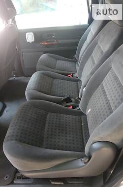 Минивэн Volkswagen Sharan 2003 в 