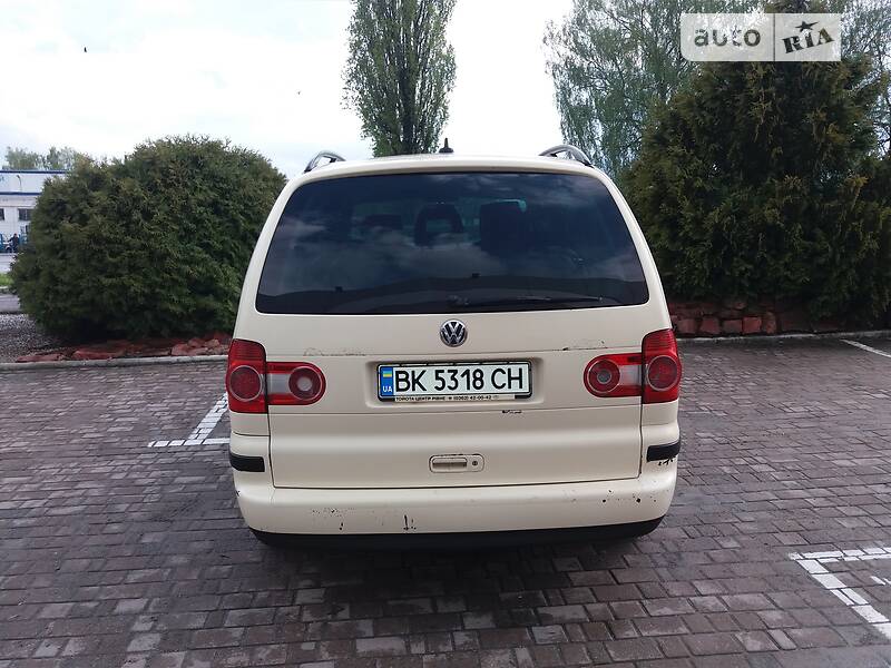 Універсал Volkswagen Sharan 2007 в Рівному