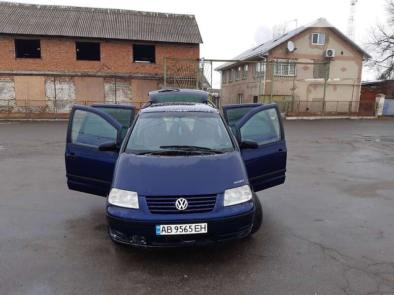Мінівен Volkswagen Sharan 2000 в Вінниці