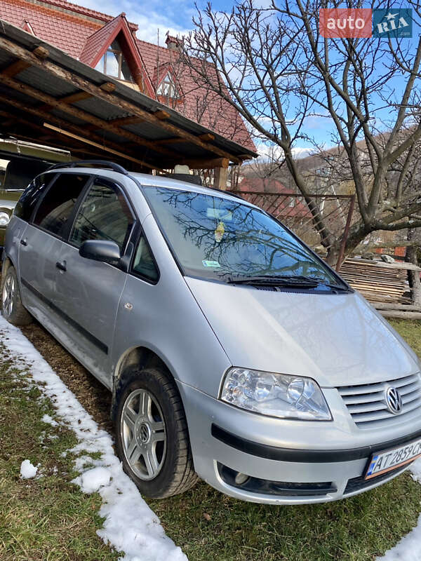 Минивэн Volkswagen Sharan 2001 в Яремче