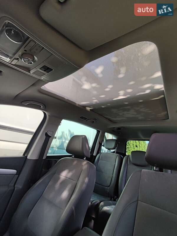Минивэн Volkswagen Sharan 2012 в Виноградове фото 2 Минивэн Volkswagen Sharan 2012 в Виноградове