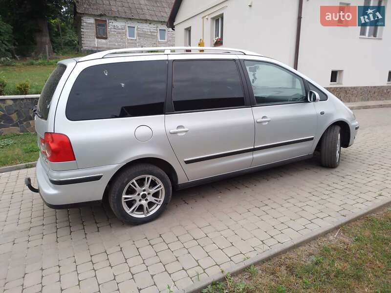 Мінівен Volkswagen Sharan 2007 в Луцьку