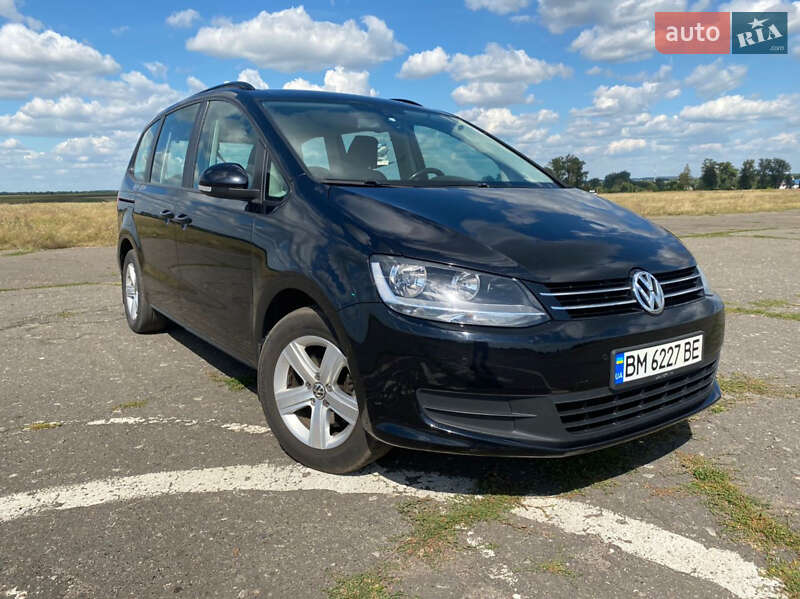Минивэн Volkswagen Sharan 2011 в 
