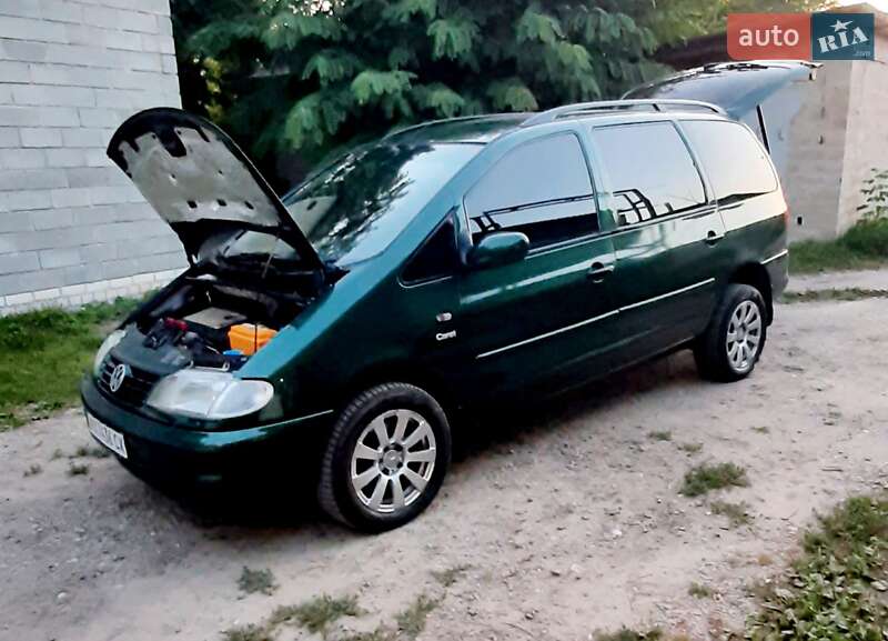 Минивэн Volkswagen Sharan 1996 в Харькове