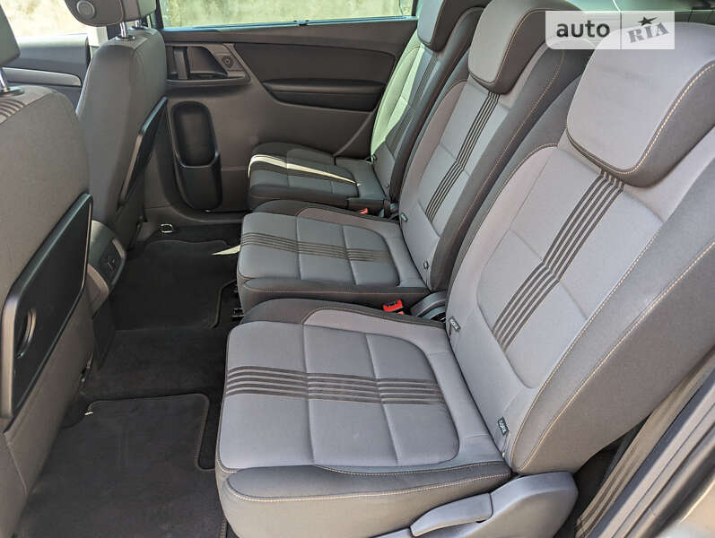 Мінівен Volkswagen Sharan 2016 в Івано-Франківську