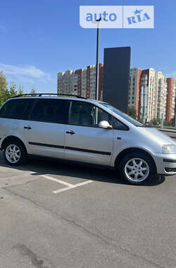 Минивэн Volkswagen Sharan 2005 в 