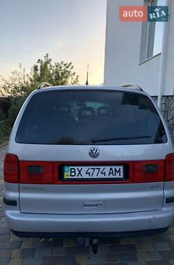 Минивэн Volkswagen Sharan 2002 в Хмельницком