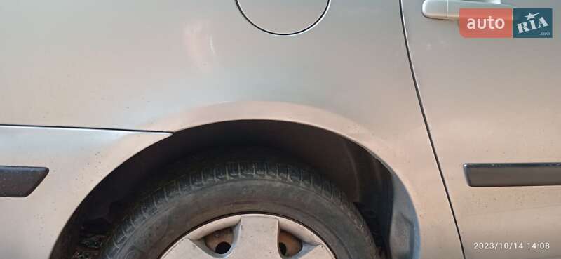 Минивэн Volkswagen Sharan 2001 в Хмельницком