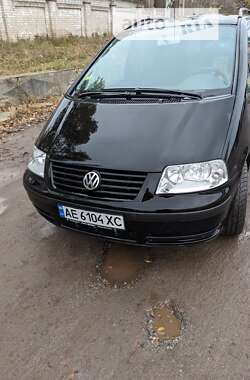 Мінівен Volkswagen Sharan 2001 в Дніпрі