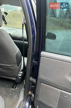 Минивэн Volkswagen Sharan 2003 в Краматорске