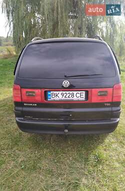 Минивэн Volkswagen Sharan 2003 в Дубно
