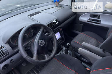 Минивэн Volkswagen Sharan 2000 в Сваляве