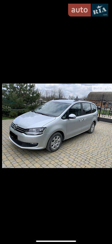 Мінівен Volkswagen Sharan 2017 в Дунаївцях