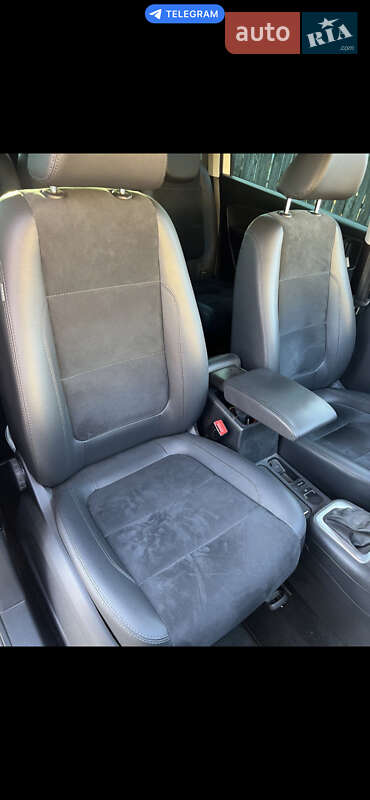 Мінівен Volkswagen Sharan 2017 в Дунаївцях