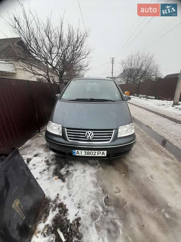 Мінівен Volkswagen Sharan 2006 в Умані