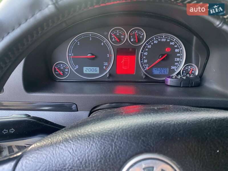 Минивэн Volkswagen Sharan 2000 в Могилев-Подольске