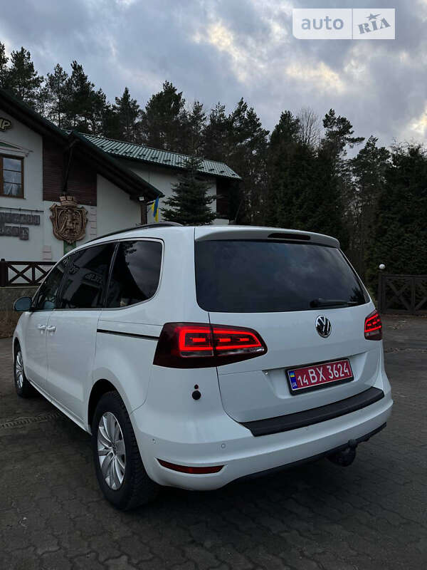 Мінівен Volkswagen Sharan 2019 в Львові