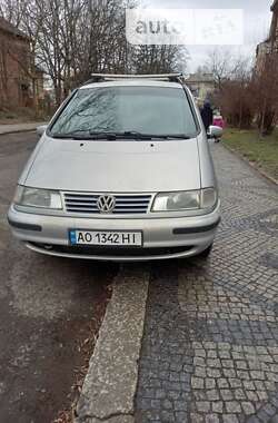 Мінівен Volkswagen Sharan 1998 в Воловцю