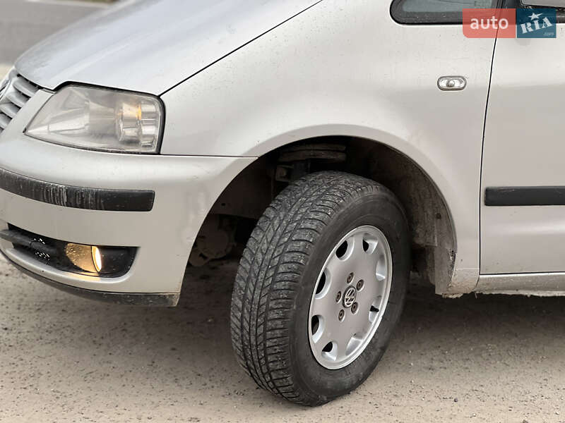 Минивэн Volkswagen Sharan 2000 в Тернополе