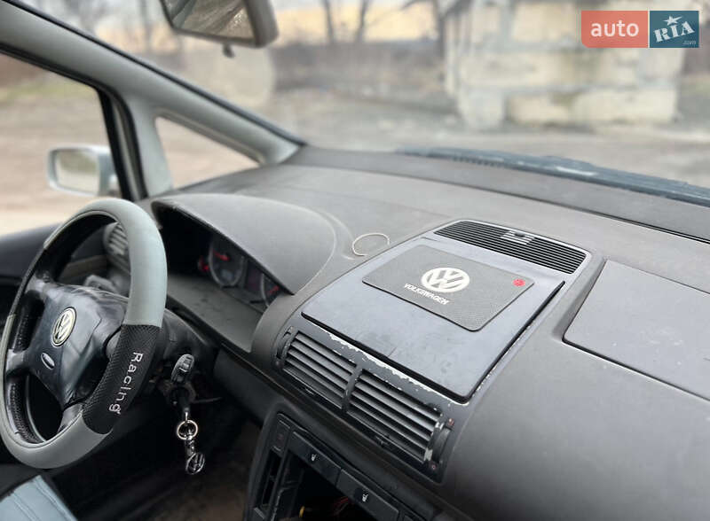 Минивэн Volkswagen Sharan 2000 в Тернополе