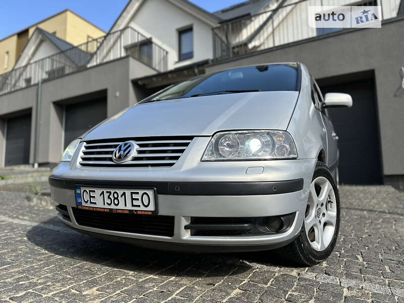 Минивэн Volkswagen Sharan 2001 в Черновцах