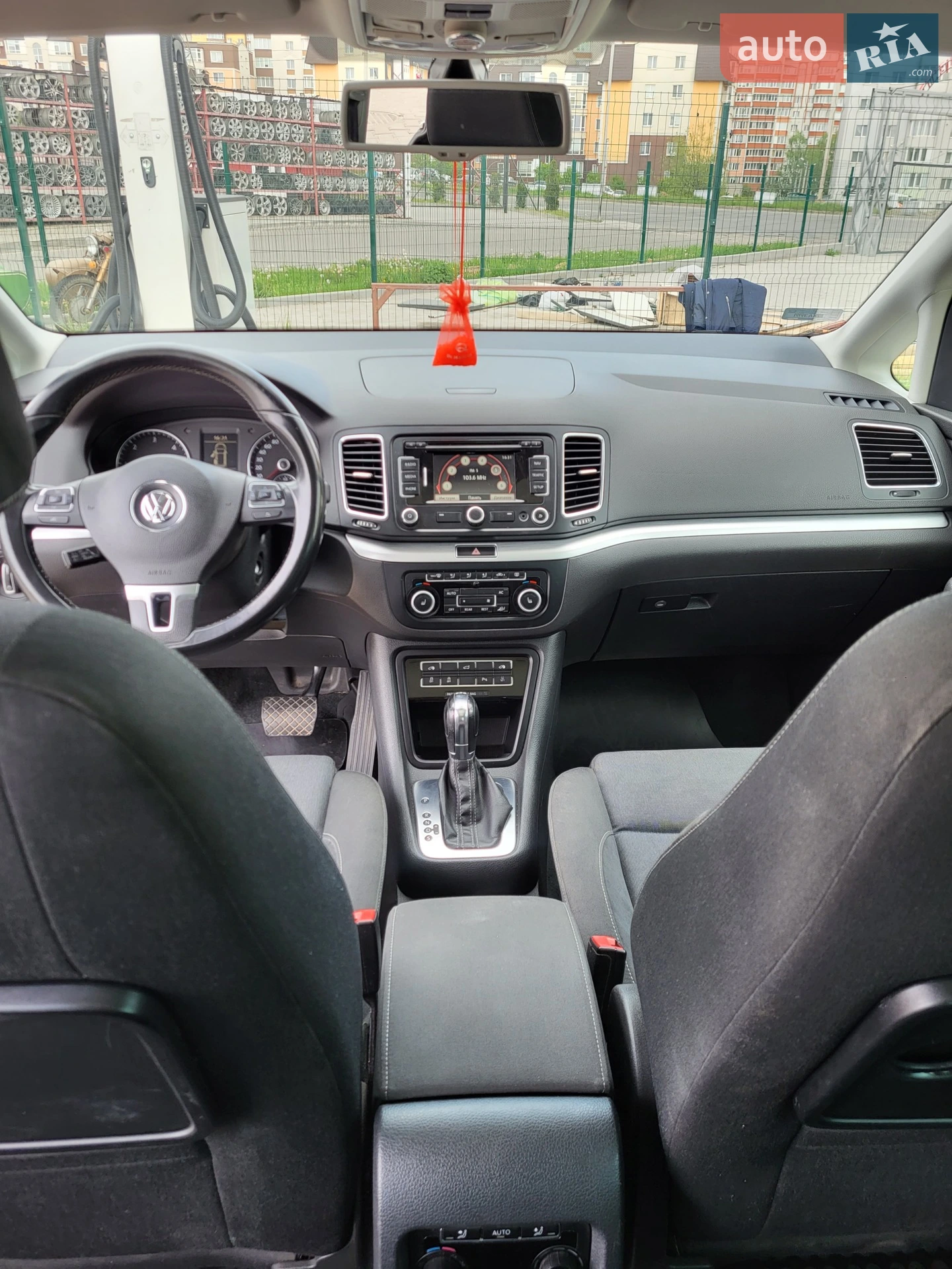 2012 Volkswagen Sharan - мініатюра 8