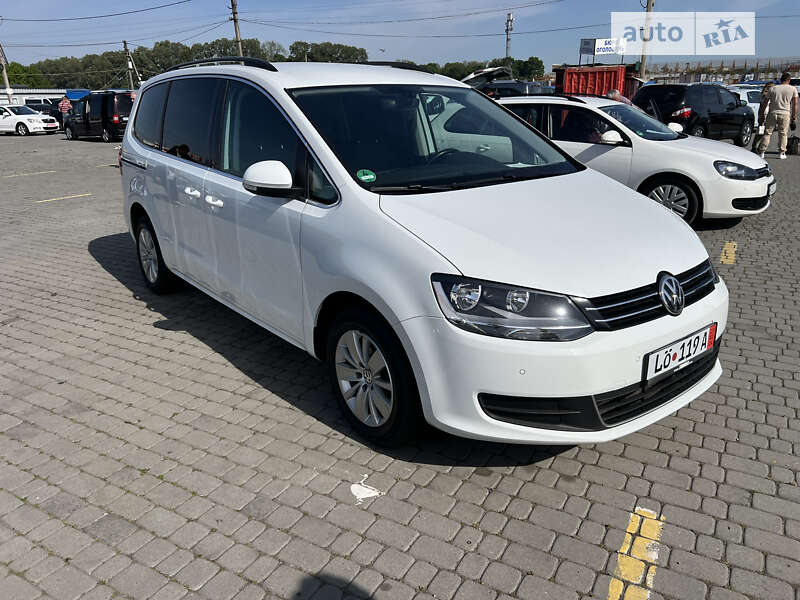 Минивэн Volkswagen Sharan 2018 в Черновцах