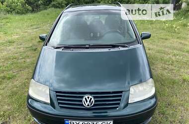 Минивэн Volkswagen Sharan 2003 в Каменец-Подольском