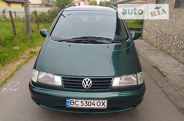 Минивэн Volkswagen Sharan 1999 в Стрые