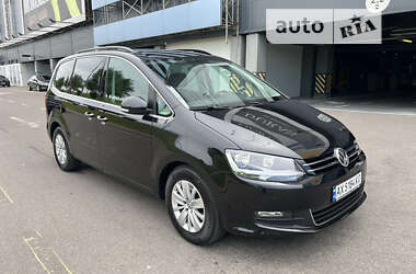 Минивэн Volkswagen Sharan 2016 в Киеве