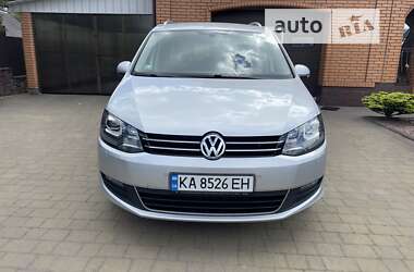 Минивэн Volkswagen Sharan 2015 в Житомире