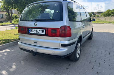 Минивэн Volkswagen Sharan 2000 в Сокале