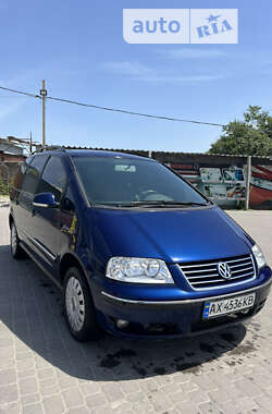 Минивэн Volkswagen Sharan 2007 в Харькове